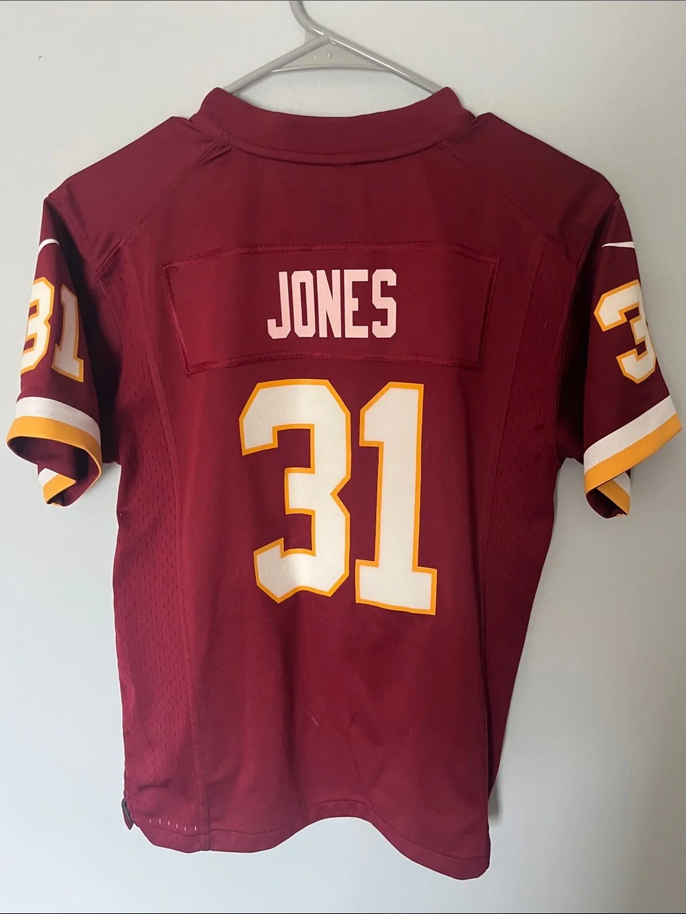 Nike Youth Burgundy Football Jersey #31 with Gold & White Accents redskins M